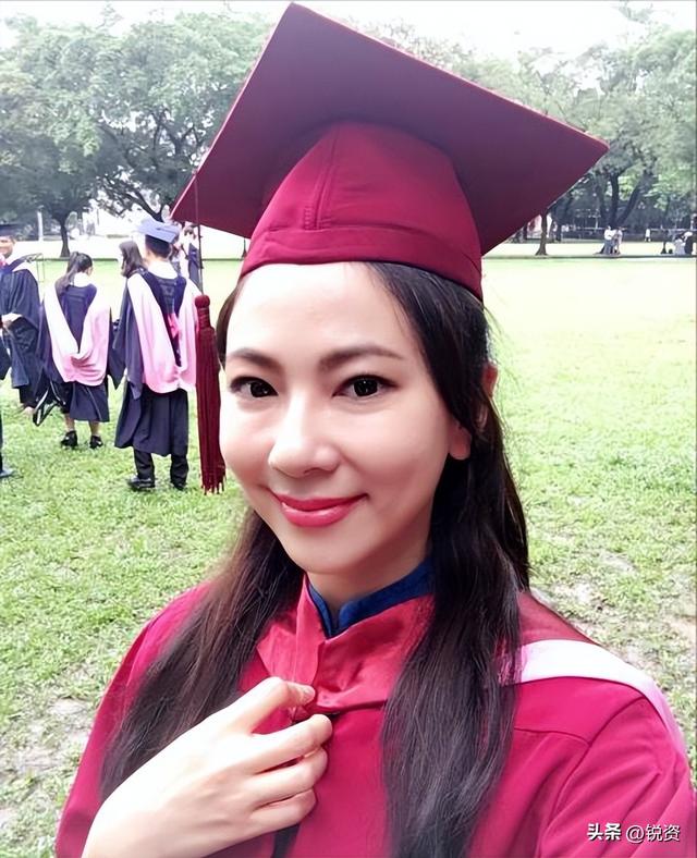 邓璐AI分身亮相！高科技始终比不过真情流露，从棉花田到舞台