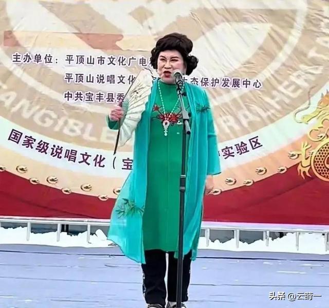 81岁刘兰芳现状曝光：住北京破旧楼房商演不敢停，爱子前年去世