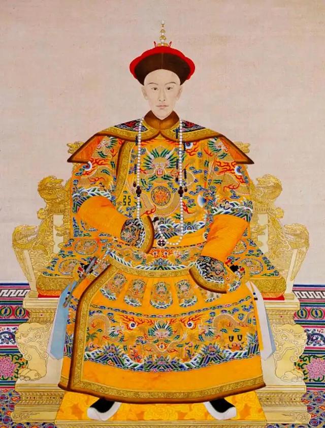 北海公园暗藏玄机！白塔下竟埋着千年未解之谜？探秘皇家园林