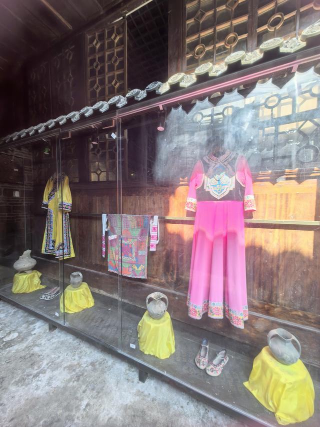 藏在屋里的尔玛博物馆