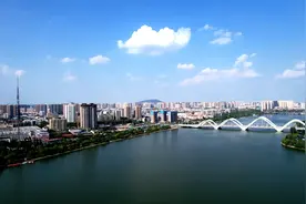 围绕“五聚五提”，加快“七大工程”“两个先行区”建设—— 卧龙区：创新发展起高峰 加速腾飞昂龙头图片