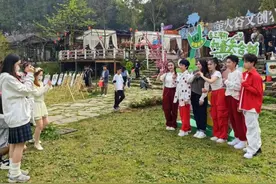文旅融合让这个村旅游收入达到1.2亿元图片