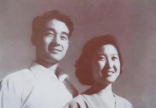1981年，李敏拒绝看望贺子珍，与丈夫发生争吵，事后：我有苦难言