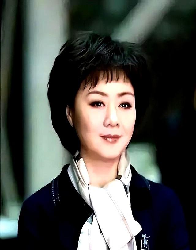 李胜素：事实胜于雄辩。哪个京剧名家把样板戏当作自己保留曲目？