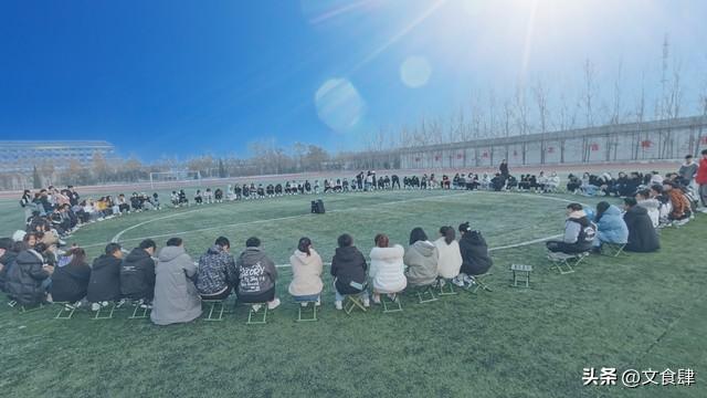 北京人涌入保定后懵了：京南有保定，接住一颗晃晃悠悠的心