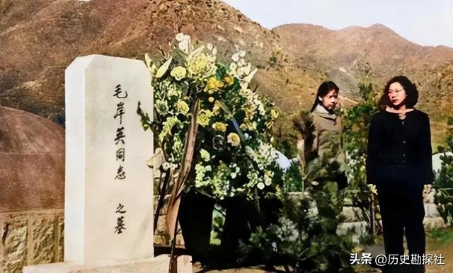 1962年，刘思齐和杨茂之新婚后，去看望毛主席，留下的珍贵合影