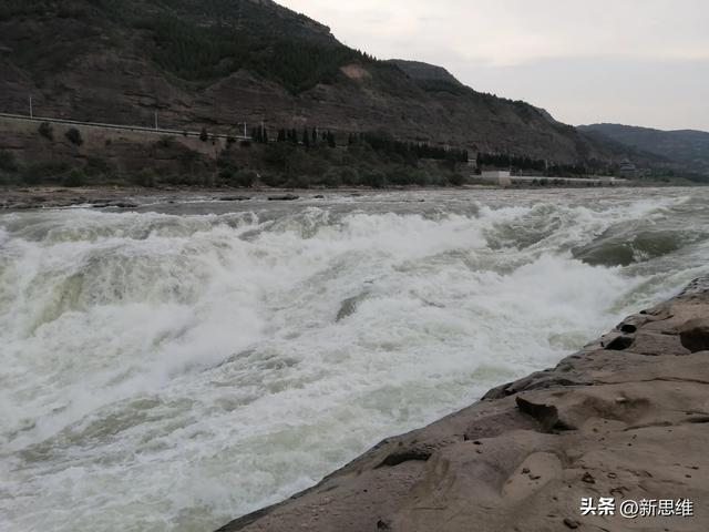 黄河壶口瀑布，在哪里看最合适？拍全景照恰到好处？