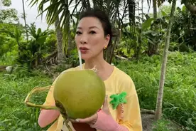 18线女星杨绣惠，公开表明“台湾人”立场，称没人民币活得更好？图片