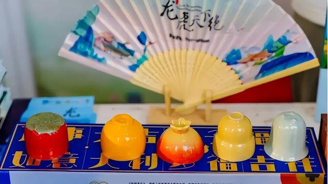 明日开演！村晚盛宴+非遗市集！逛古镇文创、赏村晚，鹰潭上清古镇&龙虎山游玩攻略承包你的冬日快乐！