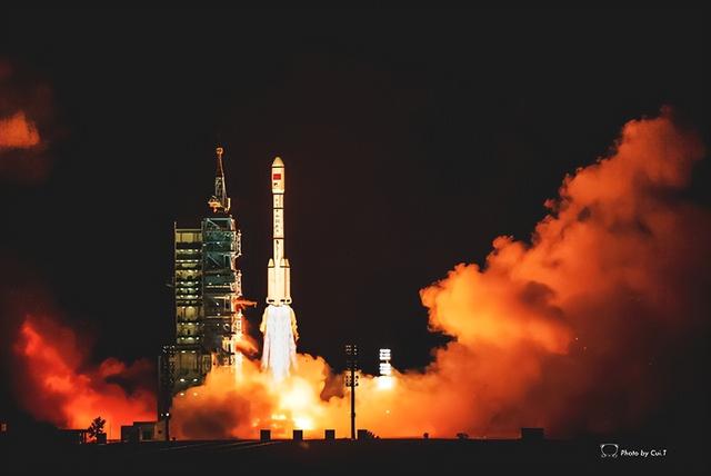 神舟二十一号就位，10 月 31 日发射？航天员名单藏惊喜，老带新组合稳了