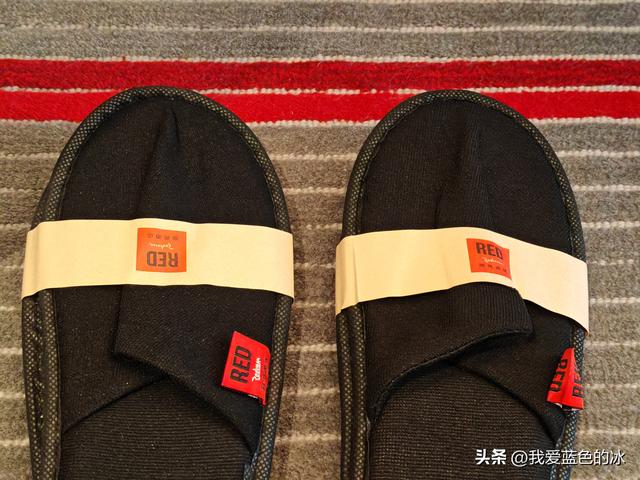 在广州入住这家酒店寻找“RED”，想起了大家来找茬游戏