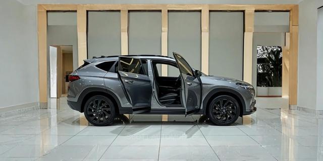 全新途胜后备箱尺寸图_现代途胜第二排滑轨280毫米_现代途胜800伏高压快充