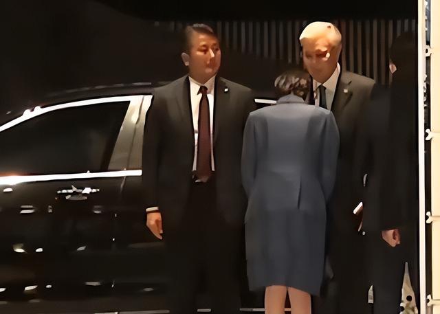 日本天皇亲自出山	，对中国的反击正式开始，高市早苗憋出了一妙计