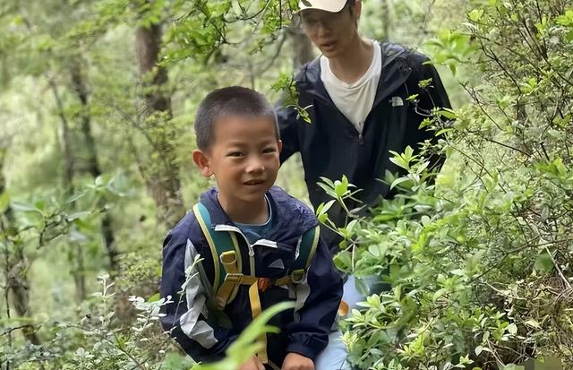 痛心！8岁自闭男童遗体已被找到，救援人员曝死因，父亲悲痛发声