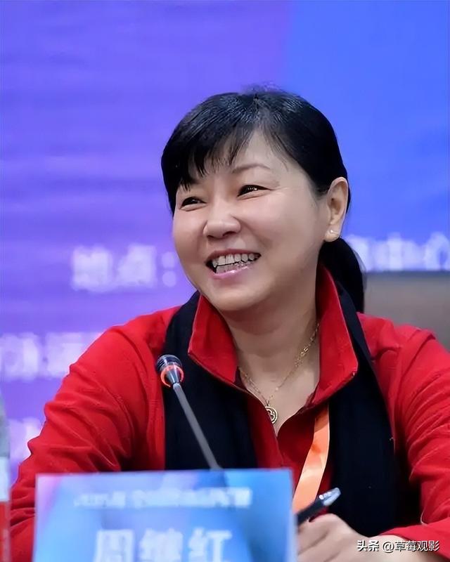 周继红四字评价陈芋汐，离了全红婵的她依旧风光，一番话尽显格局