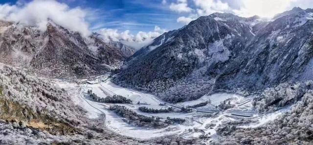 11月14日8点！汶川阿尔沟羌人谷滑雪场早鸟预售即将开启！