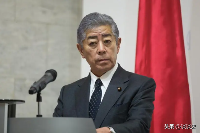 高市结局已定？日本政界表态，她不具备首相资格，中方再对日出手