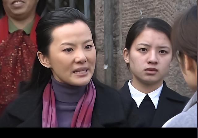 她陪伴陈道明8年，2亿身价不求名分，转身嫁王菲初恋成人生赢家