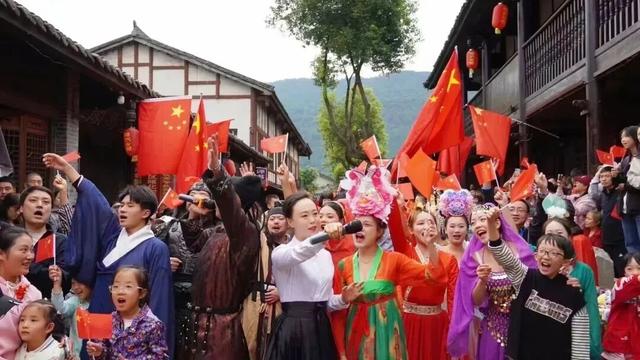 红耀昭化 礼赞中华 | 解锁昭化古城全新玩法！国庆（中秋）特色活动预告重磅来袭，速戳→