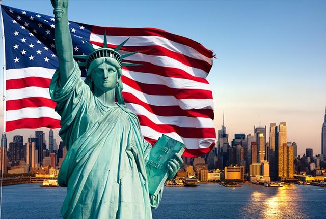 特朗普的圣诞“大礼”？美军围困委内瑞拉，炸弹却落在了尼日利亚