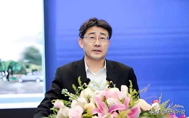 比尔盖茨的多重身份：不仅是世界首富，居然还是中国工程院院士？