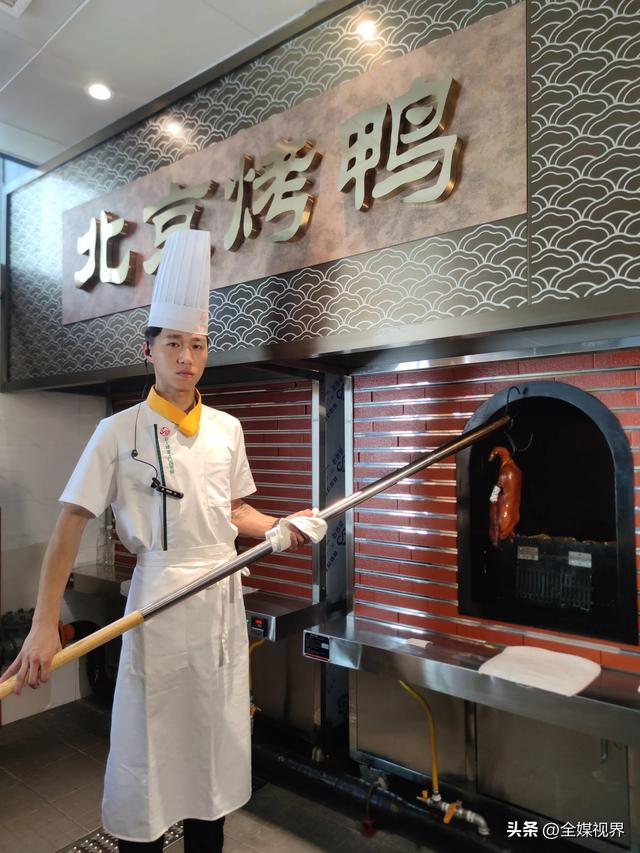 美食+美景，南充巴国布衣滨江店“诗画餐饮”惊艳出圈（上篇）
