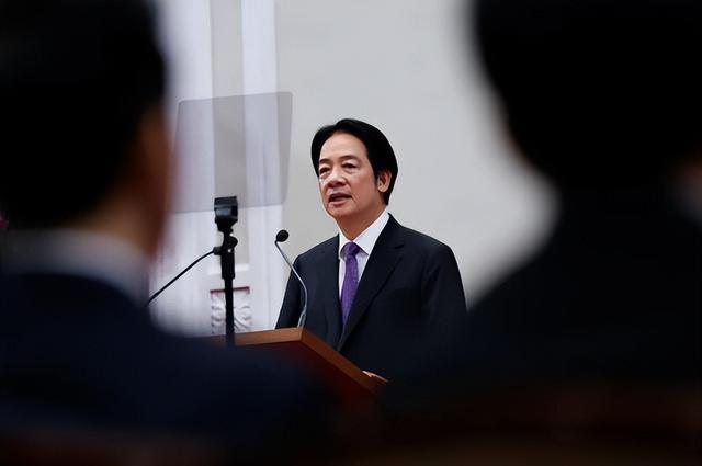 美启动111亿对台军售	，不到24小时收到报告：中方取消13万吨订单