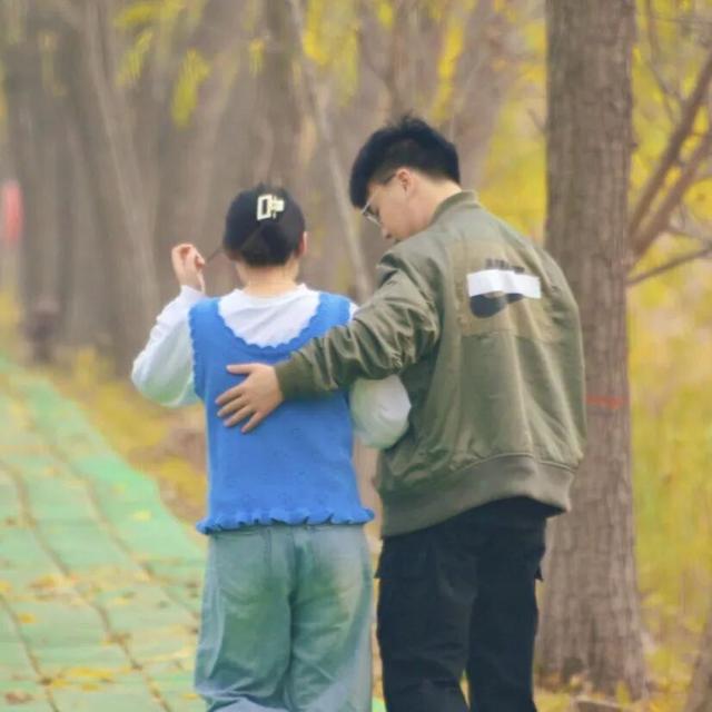 最浪漫的事，牵上“她”的手，湿地走一走