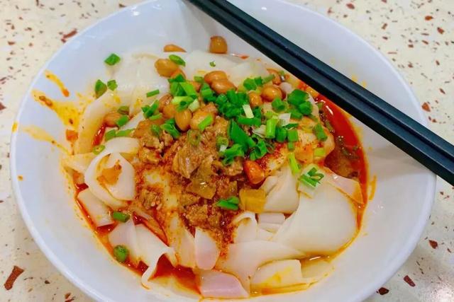 @越野爱好者，贵州红越野总决赛后，用遵义的美食唤醒味蕾！