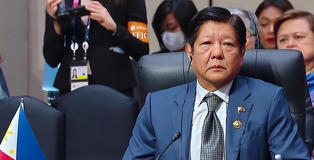 高市早苗对华正式“宣战”！中国两邻居站队日本，特朗普告示全球