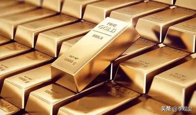西方冻结俄3000亿外汇后，各国央行疯抢黄金，普通人该跟风吗？