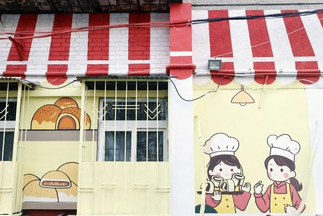 藏不住了！洪湖里又上新→