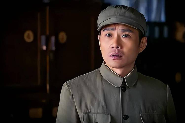 23年前他发誓成名也不抛弃丑妻，如今兑现承诺，活成爱情教科书
