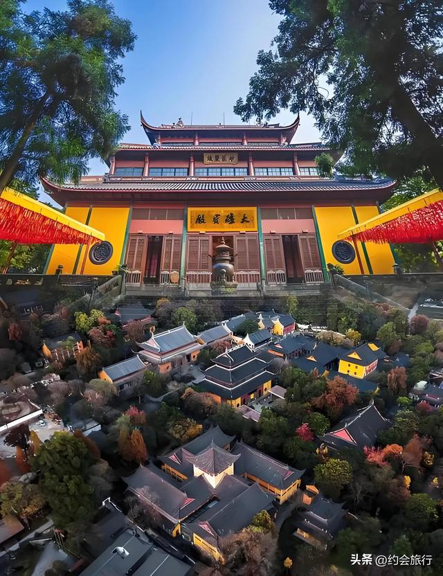 烧一炷香能买个包？灵隐寺75元门票背后的千亿“生意经”