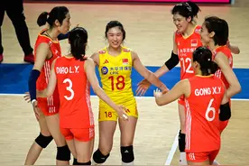 女排世联赛香港站！中国女排3:0胜保加利亚队，朱婷首发打满全场图片