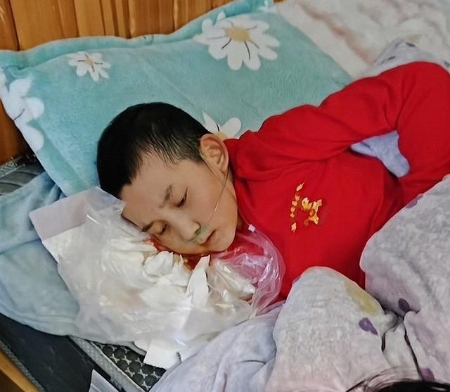 人财俱损！安徽10岁女孩雅诺离世，花费逾百万，连喊三次：我要走