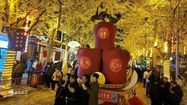 哇塞!天水秦州青年北路“黄金大道”文旅周嗨翻啦,速来打卡!