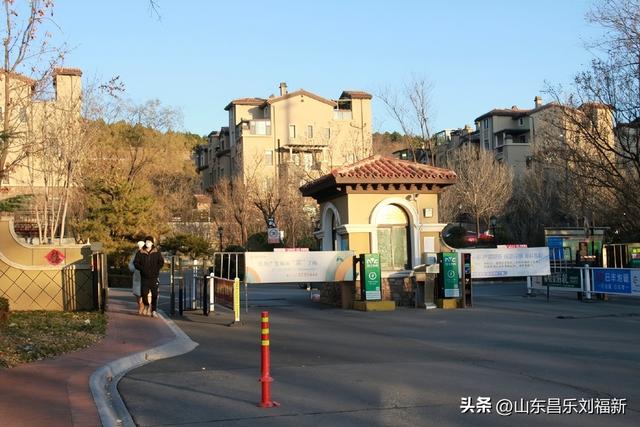 小区1号楼停电·徒步下楼·逛一圈的趣事