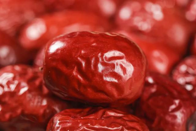 天山下的优美牧场、亚心之都——史上最全新疆乌鲁木齐旅游攻略