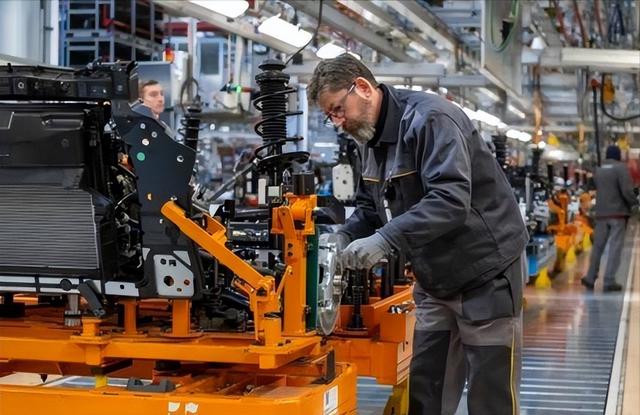 果然不出默克尔所料，27国枪口一致瞄准中国，欧洲正滑向第三世界