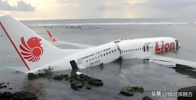一起从头错到尾的空难，最终坠毁114人遇难：哪怕中间对一次呢？