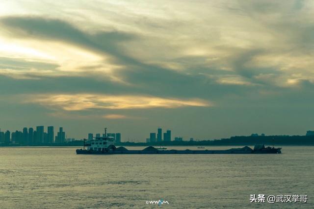 武汉与重庆谁才是真正的江城？