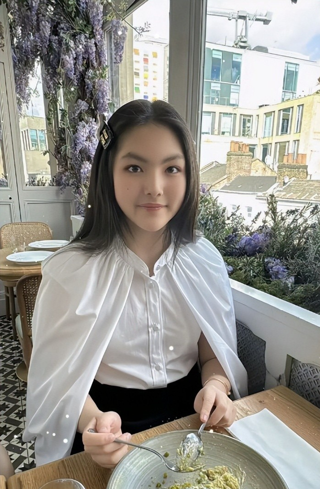 王岳伦也没想到，李湘捧在手心的女儿王诗龄，竟给她惹了个大麻烦