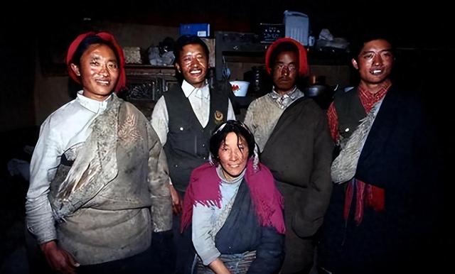 这个一妻多夫制的民族，晚上怎么过？女人直言：没有幸福可言