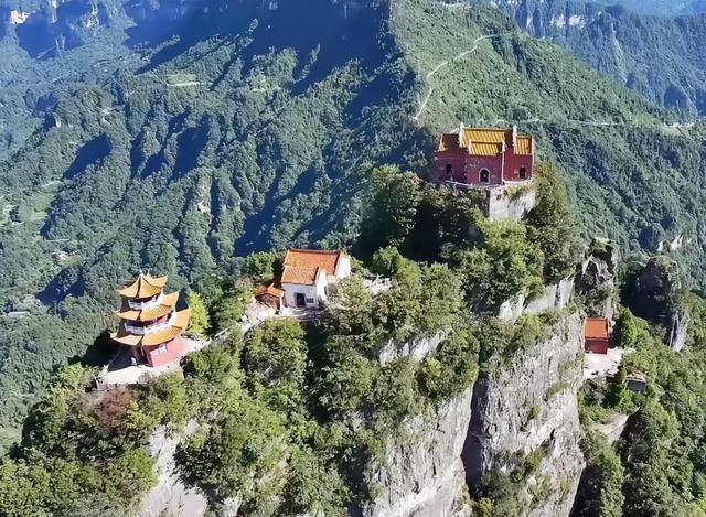 宜昌长阳县一日游十大必去旅游景点
