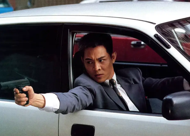 “换心”传闻真相大白仅1月	，李连杰官宣3大喜讯 野心太大藏不住了