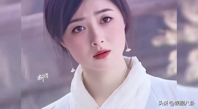 女演员千万别整容！《归队》42岁蒋欣与38岁袁姗姗对比，差别很大