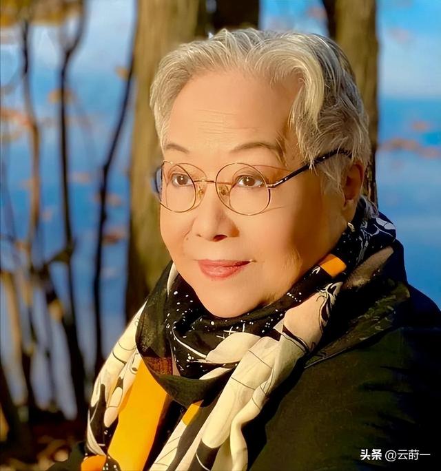 中国赚钱美国花？老戏骨祖孙三代在美奢华享乐 过上“人上人”生活