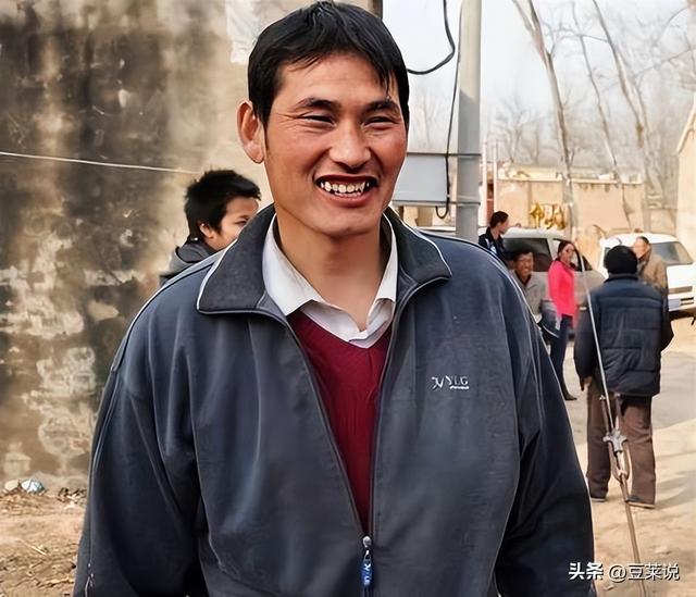 钱再多有什么用？如今56岁大衣哥的真实现状，给所有网红提了个醒