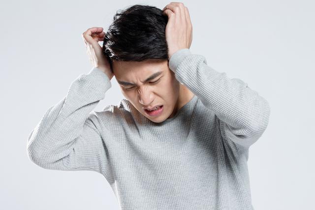 医生发现：天冷坚持戴帽子的人，过不了6个月，身体会有7大变化